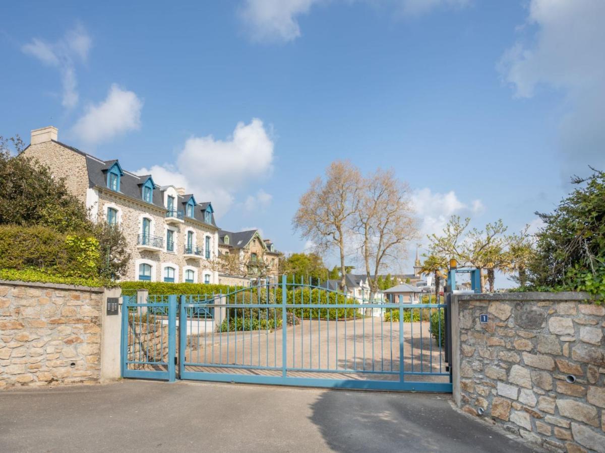 Apartment Le Parc Du Prieure By Interhome 디나르 외부 사진